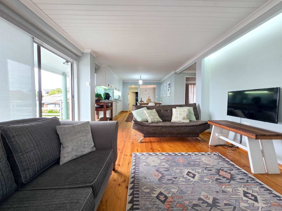 4 Bedroom Property for Sale in Stilbaai Wes Western Cape
